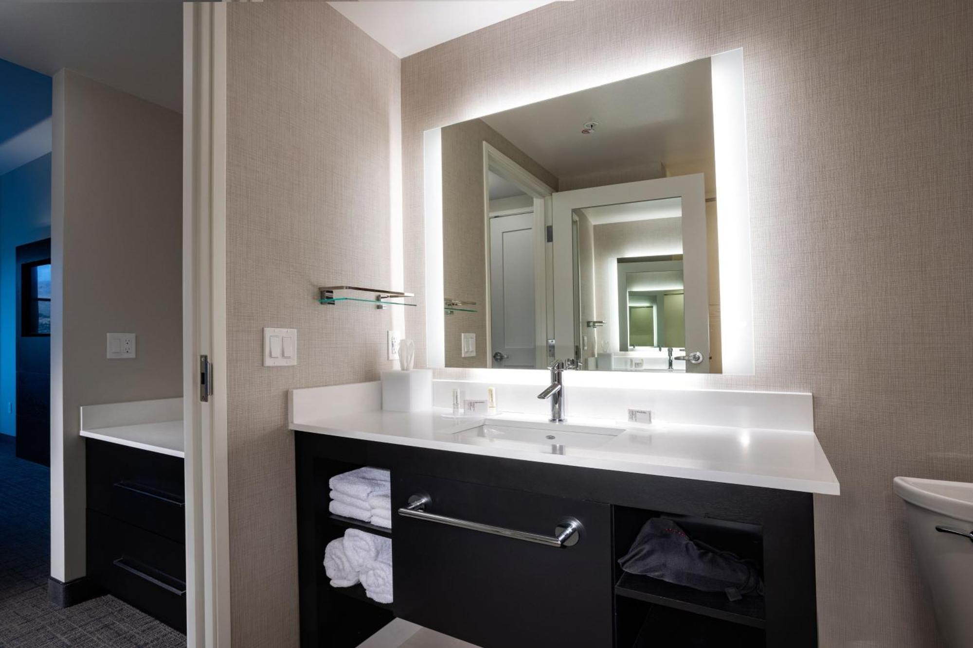Residence Inn By Marriott Уеначи Екстериор снимка