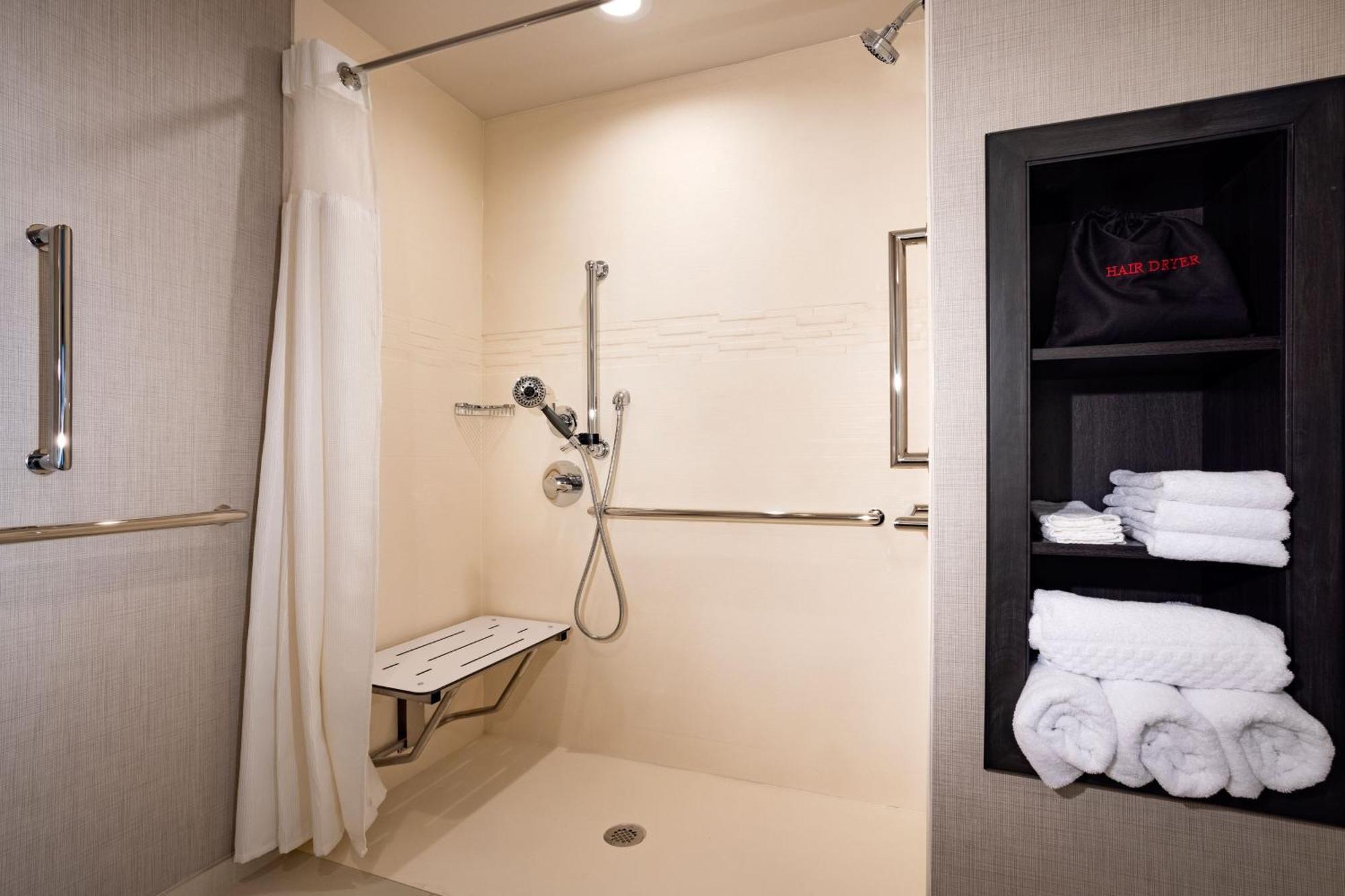 Residence Inn By Marriott Уеначи Екстериор снимка
